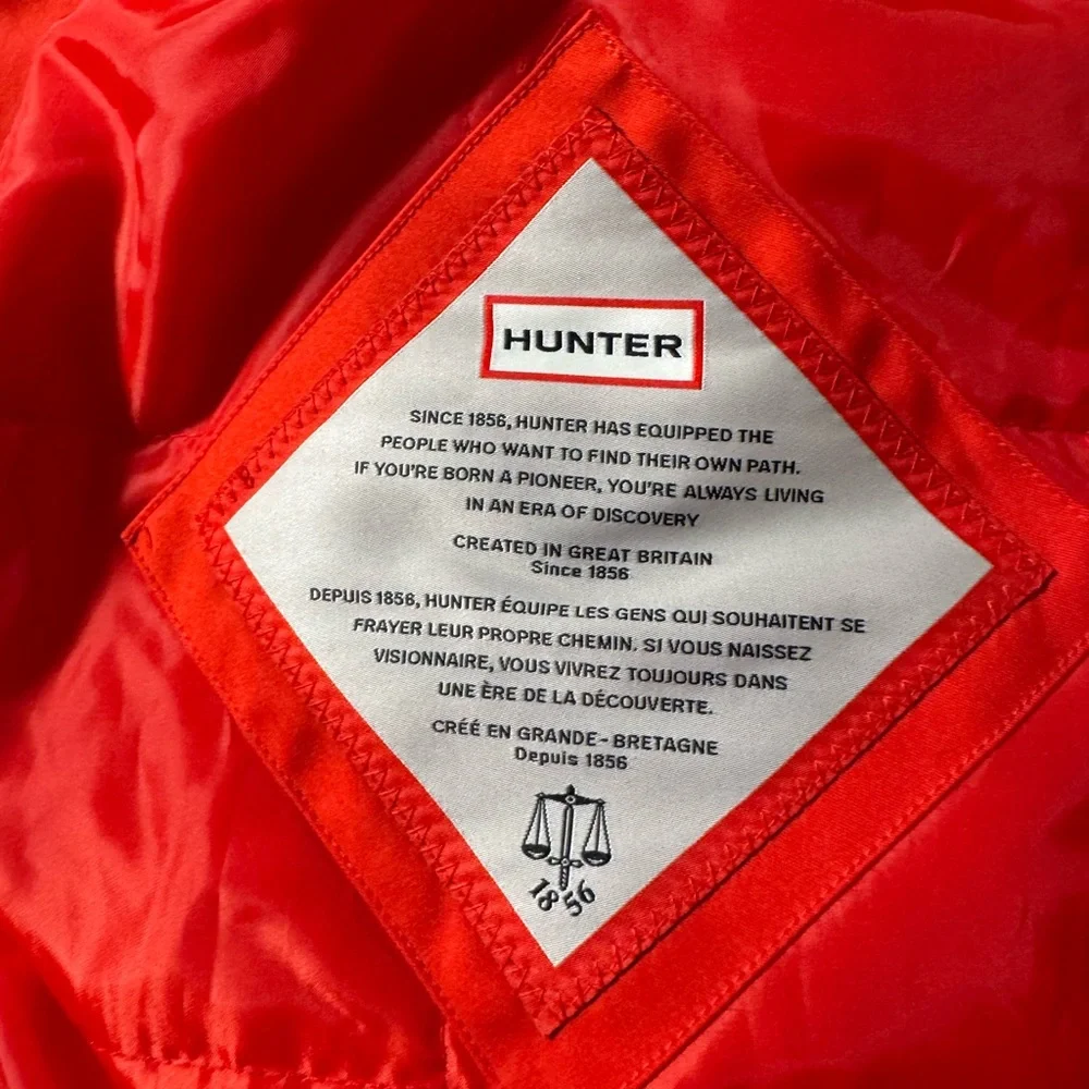 Hunter new bold